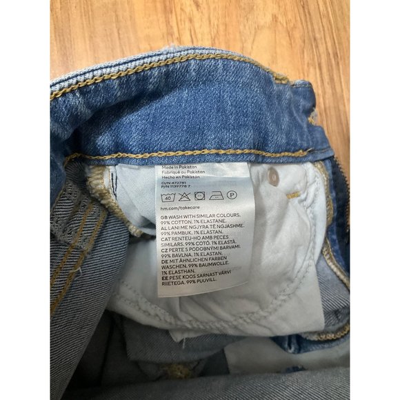 NWT Women's H&M Denim Shorts Regular Waist Size 2 - Picture 13 of 13